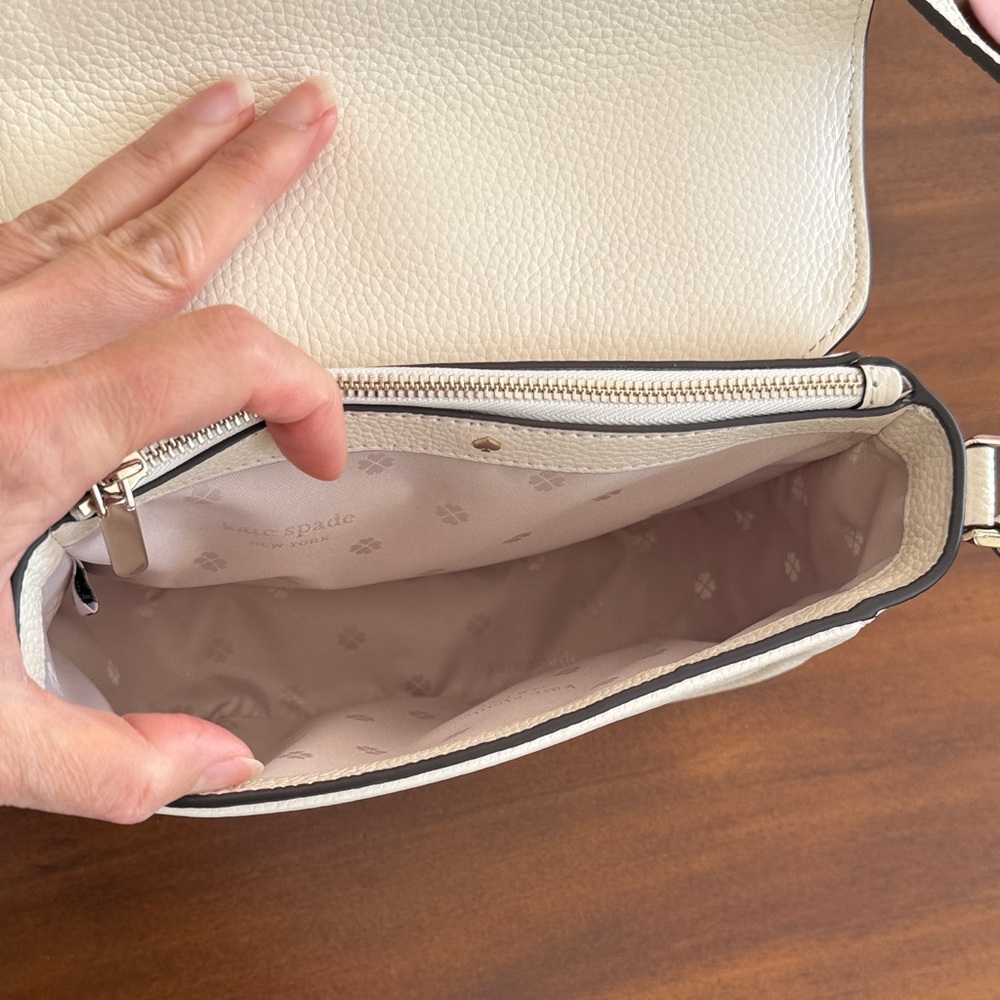 Kate Spade Beige Crossbody Saddle Bag with Dust Bag - Picture 6 of 9